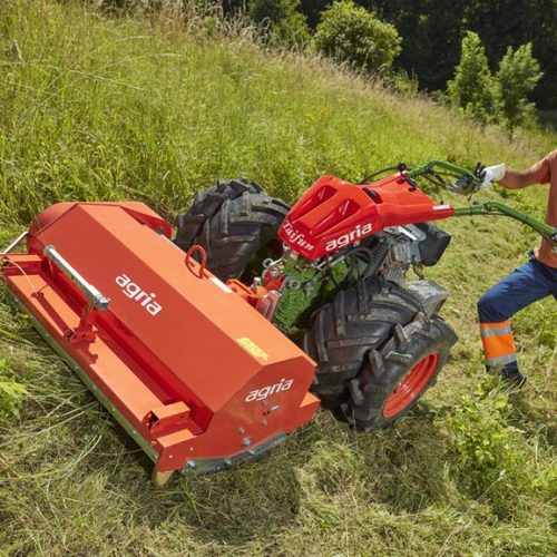 Tondo broyeur pour porte outils Agria en action