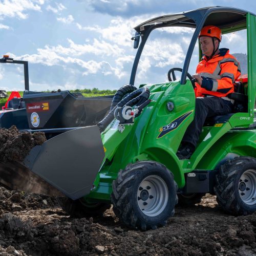 Compact Wheel Loader (< 2T) - Rental